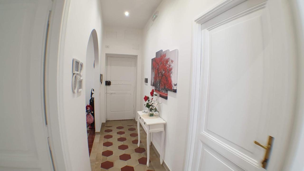 Casa Ferrari Testaccio E Trastevere Wi-fi Free Lägenhet *